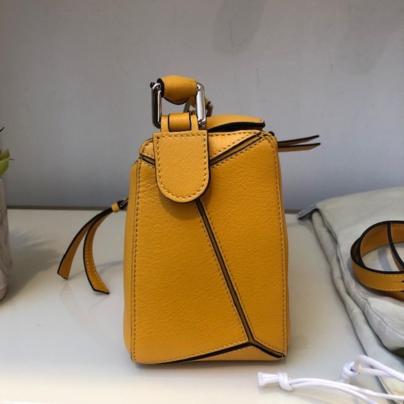 Loewe Puzzle - Small - Picture 3 of 4